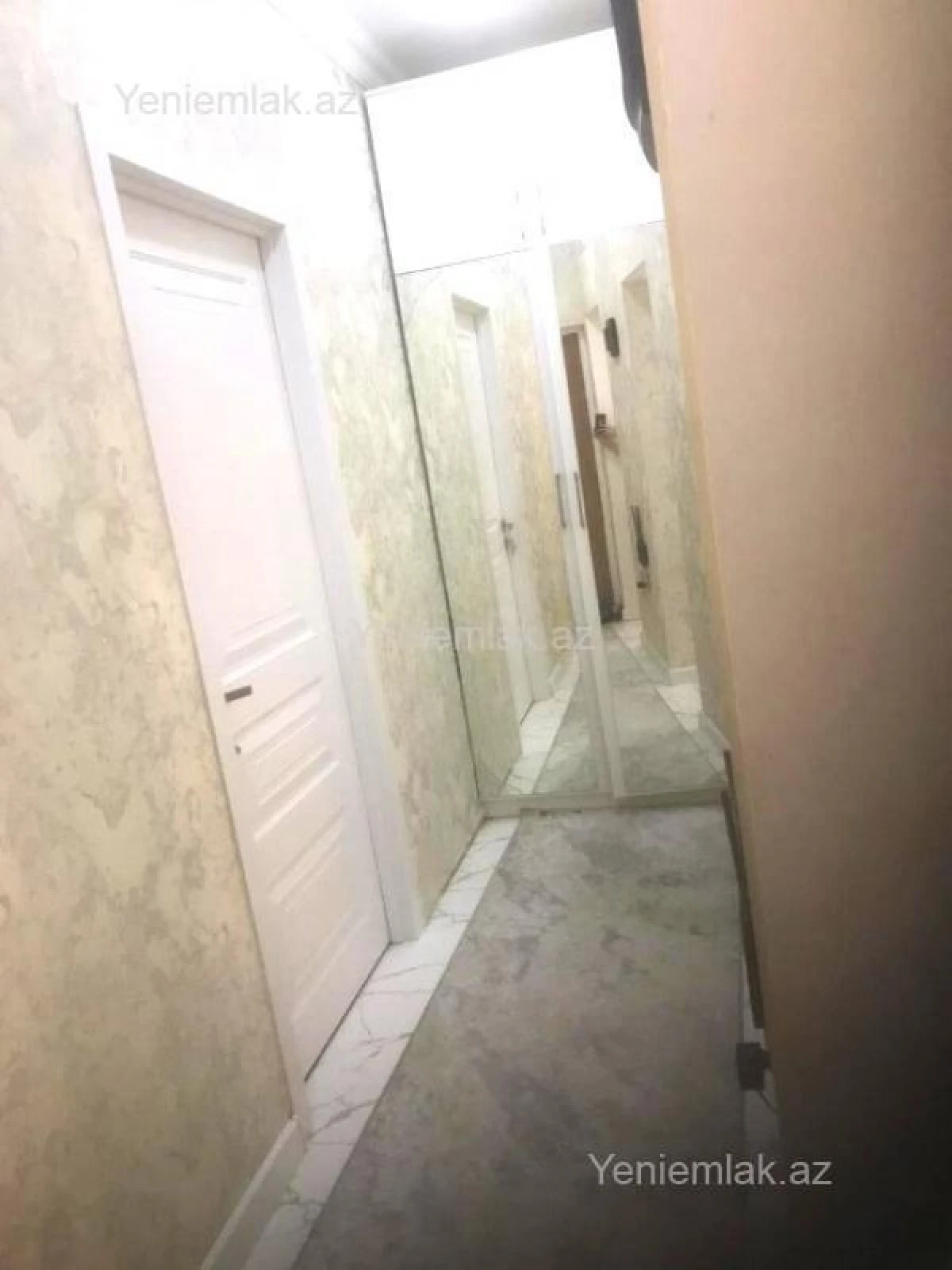 Satılır 4 otaqlı köhnə tikili 125 m²