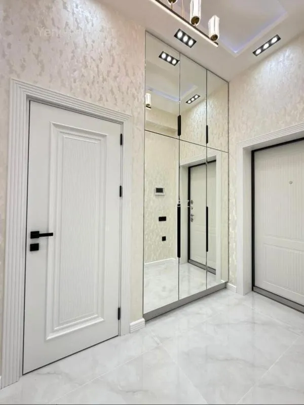 Satılır 3 otaqlı yeni tikili 101 m²