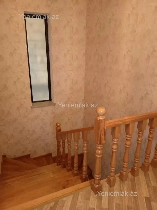 Satılır 5 otaqlı həyət evi 141 m²