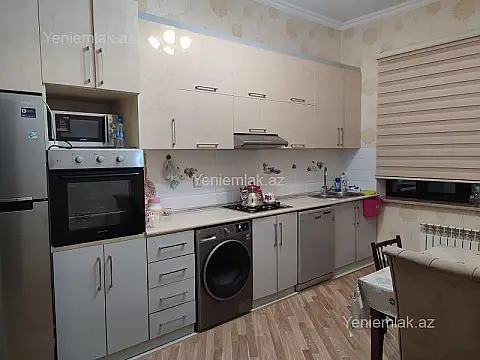 Satılır 5 otaqlı həyət evi 141 m²