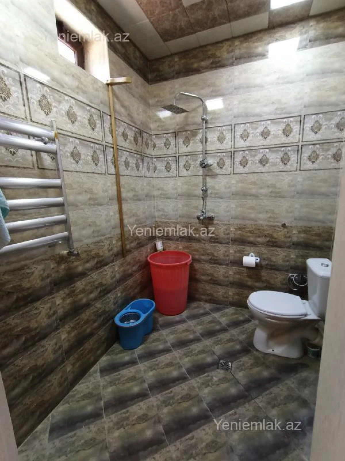 Satılır 5 otaqlı həyət evi 141 m²