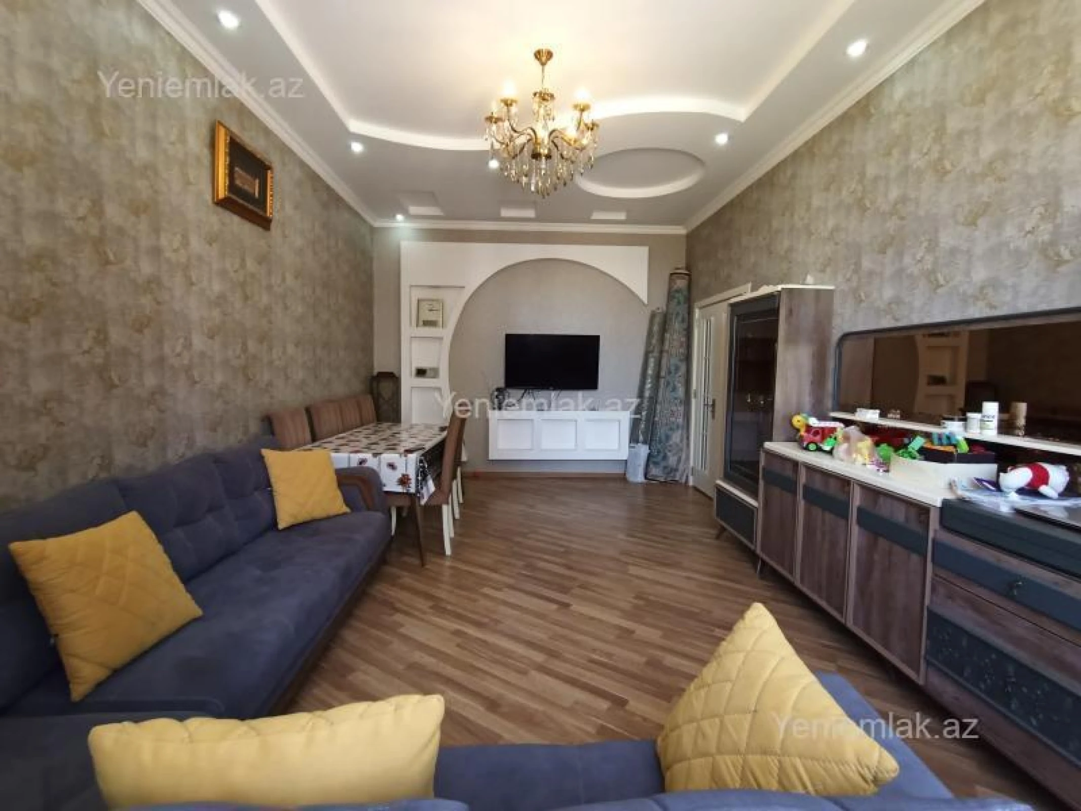 Satılır 5 otaqlı həyət evi 141 m²