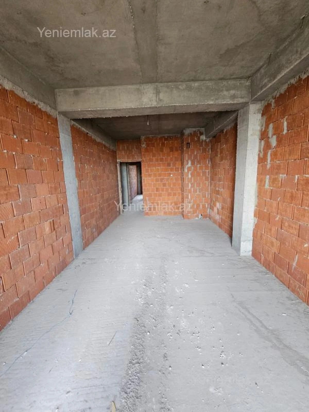 Satılır 2 otaqlı yeni tikili 68 m²