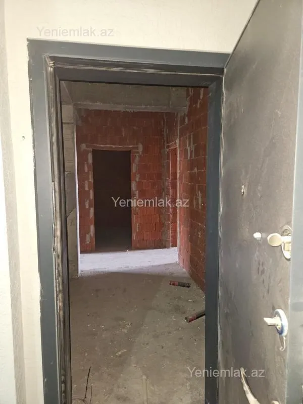 Satılır 2 otaqlı yeni tikili 68 m²