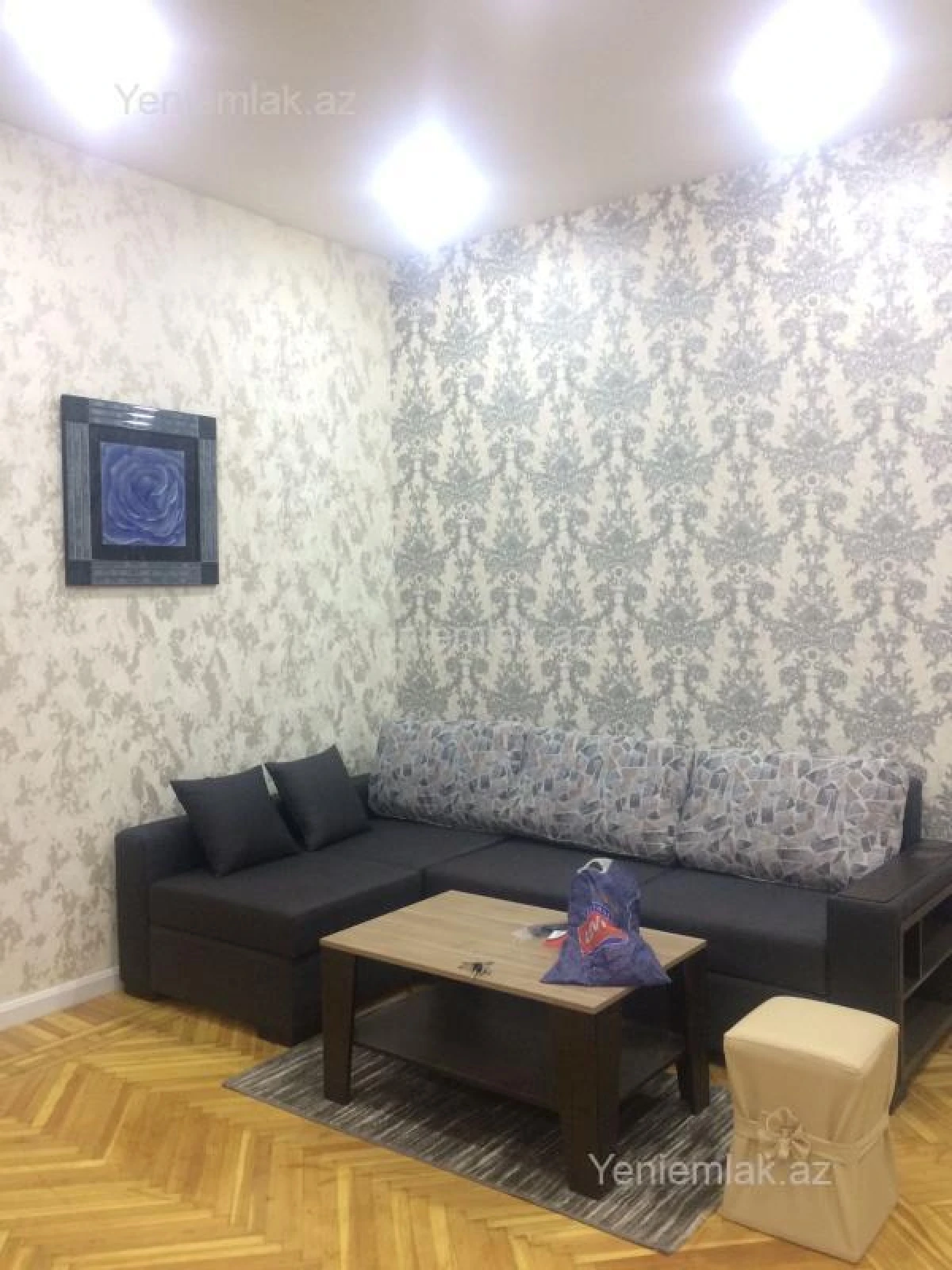Satılır 2 otaqlı köhnə tikili 53 m²