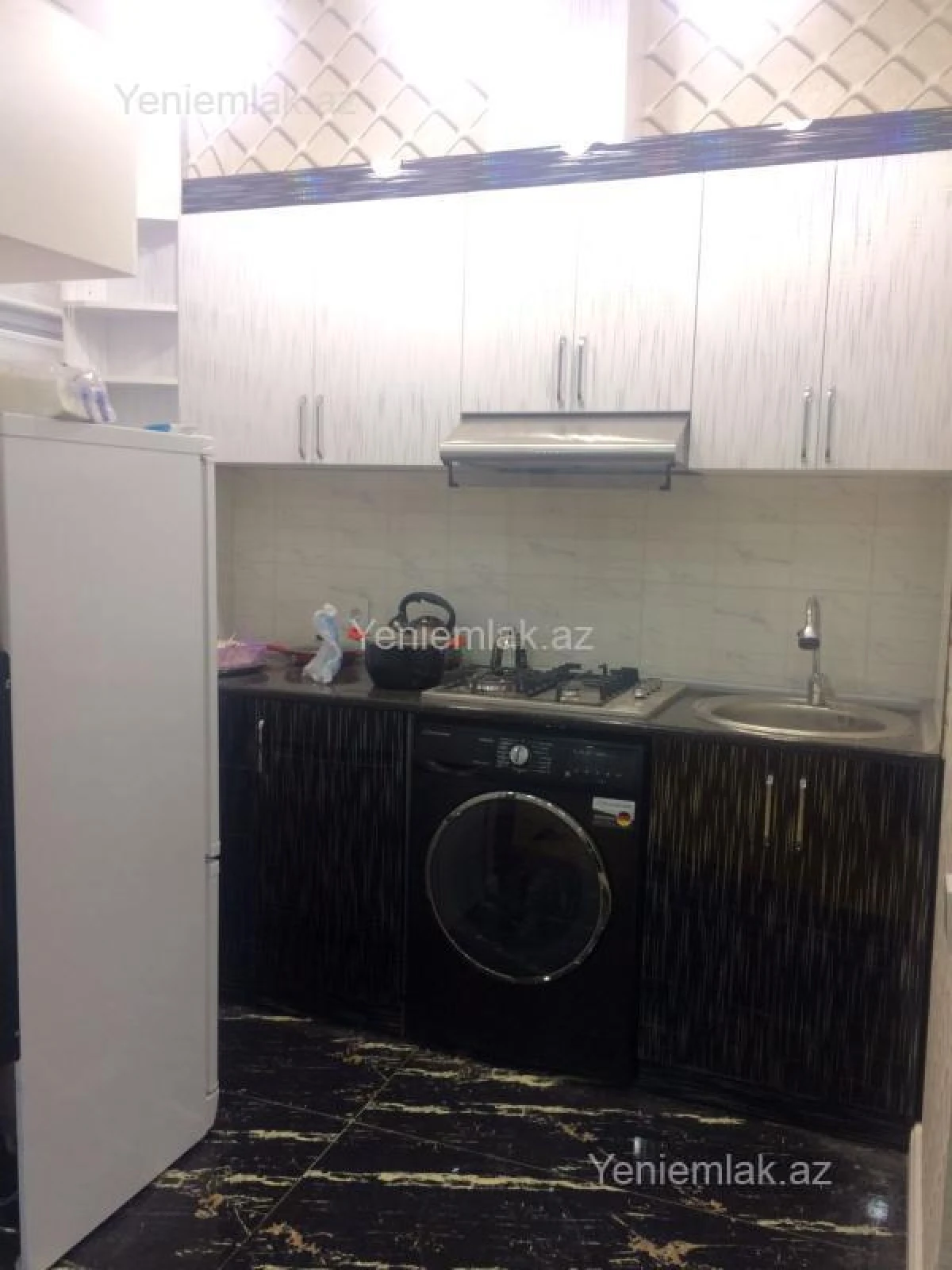 Satılır 2 otaqlı köhnə tikili 53 m²