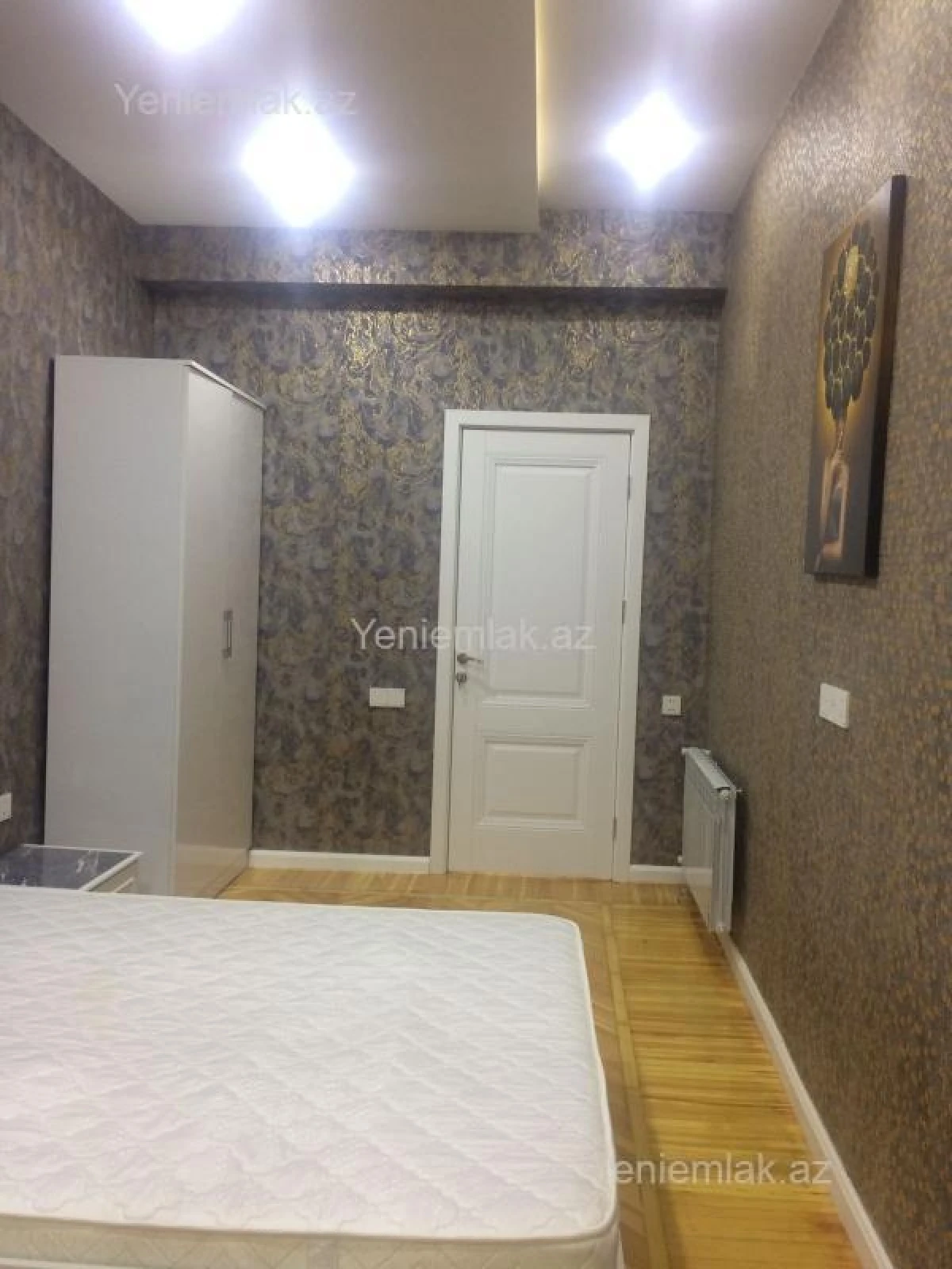 Satılır 2 otaqlı köhnə tikili 53 m²