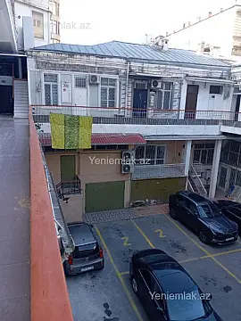 Satılır 2 otaqlı köhnə tikili 53 m²