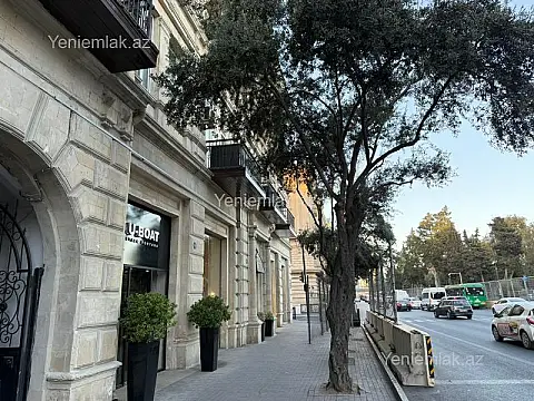 Satılır 2 otaqlı köhnə tikili 53 m²