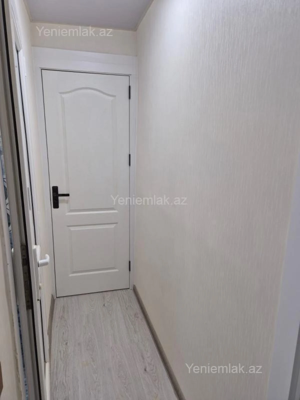 Satılır 1 otaqlı köhnə tikili 40 m²