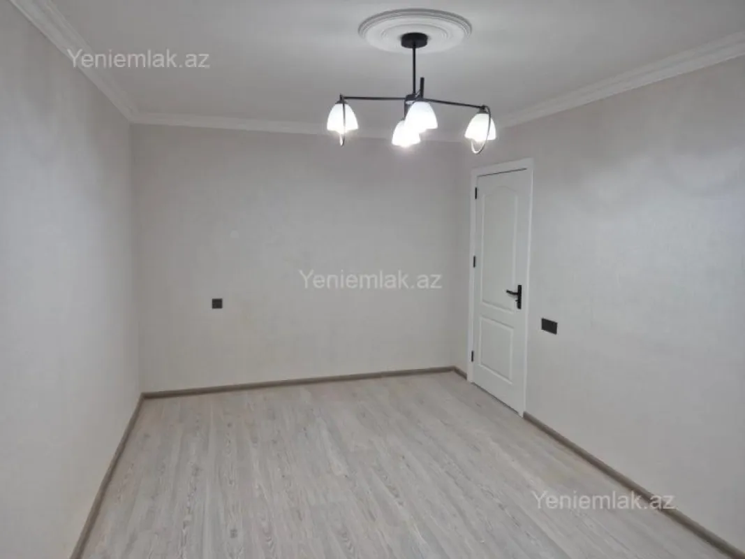 Satılır 1 otaqlı köhnə tikili 40 m²