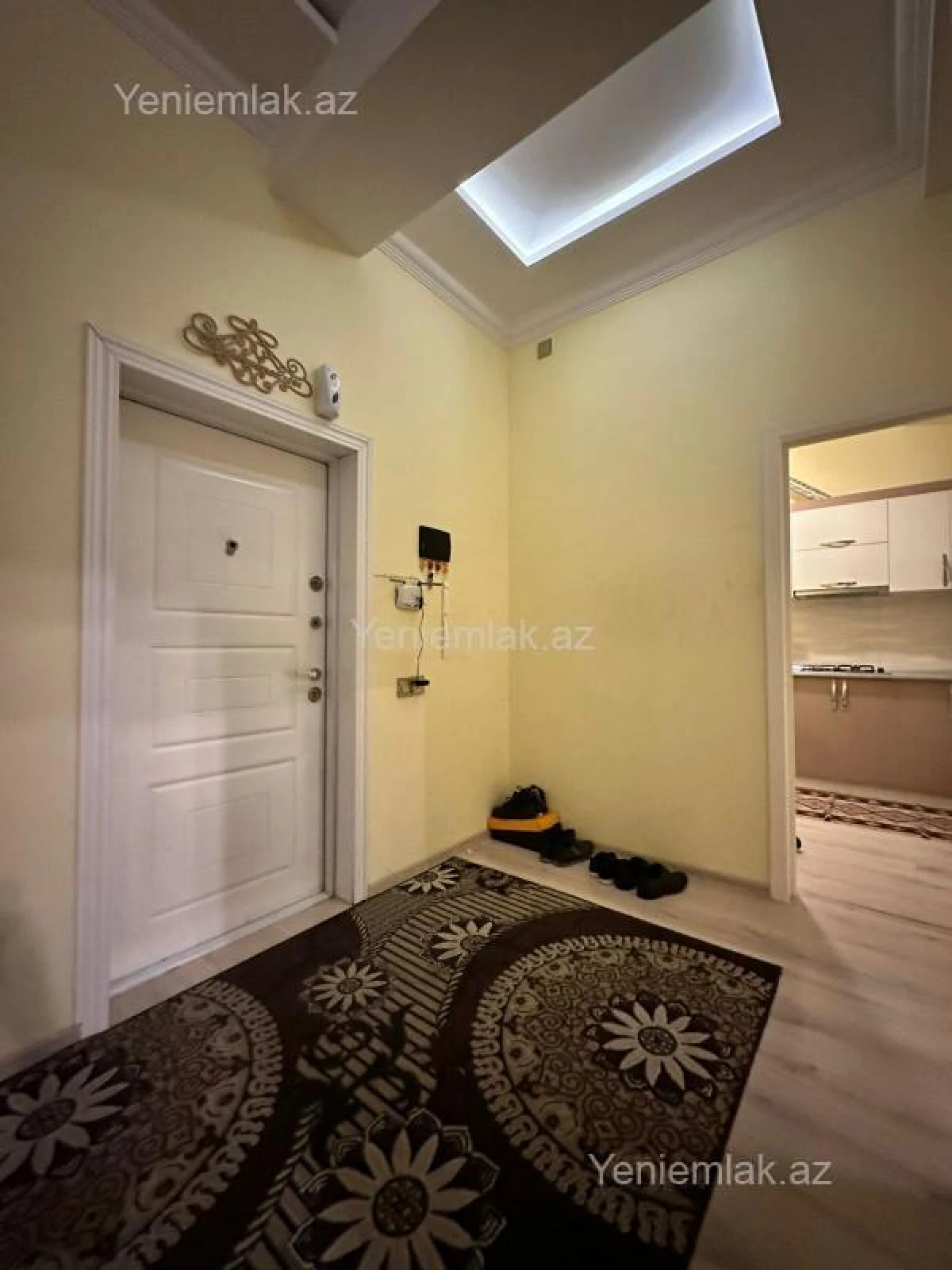 Satılır 2 otaqlı yeni tikili 83 m²