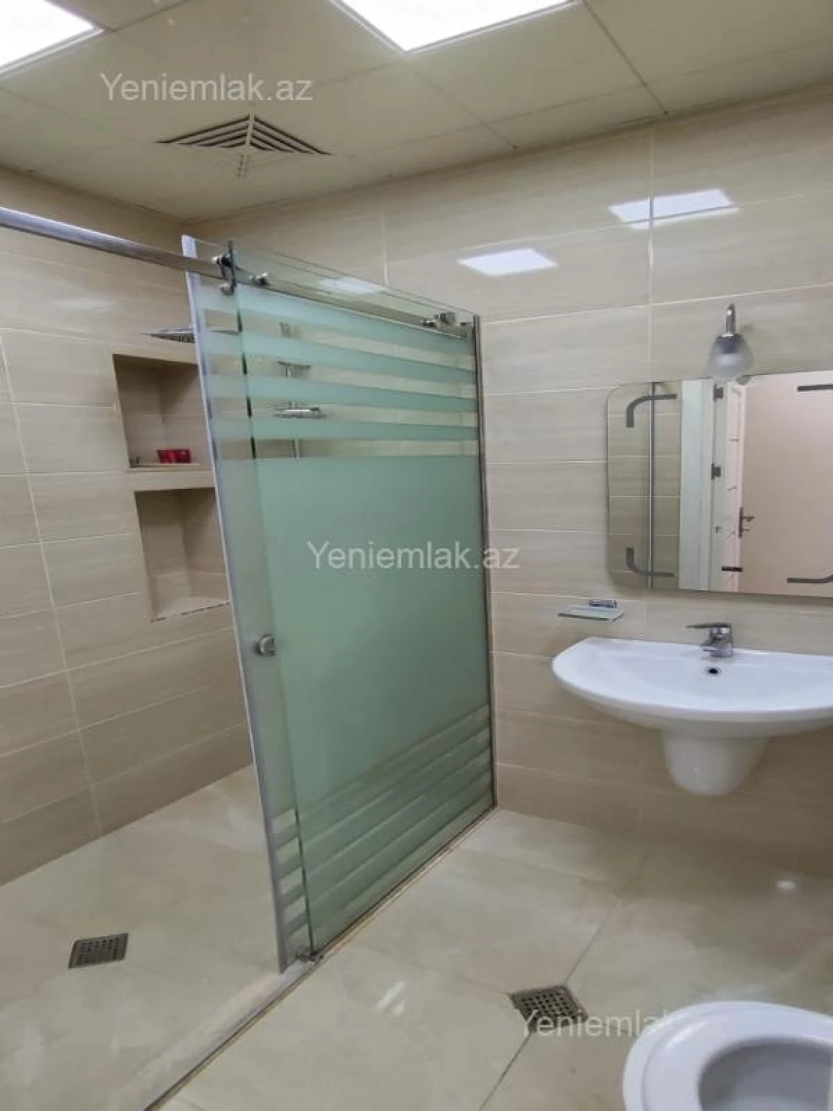 Satılır 1 otaqlı yeni tikili 40 m²