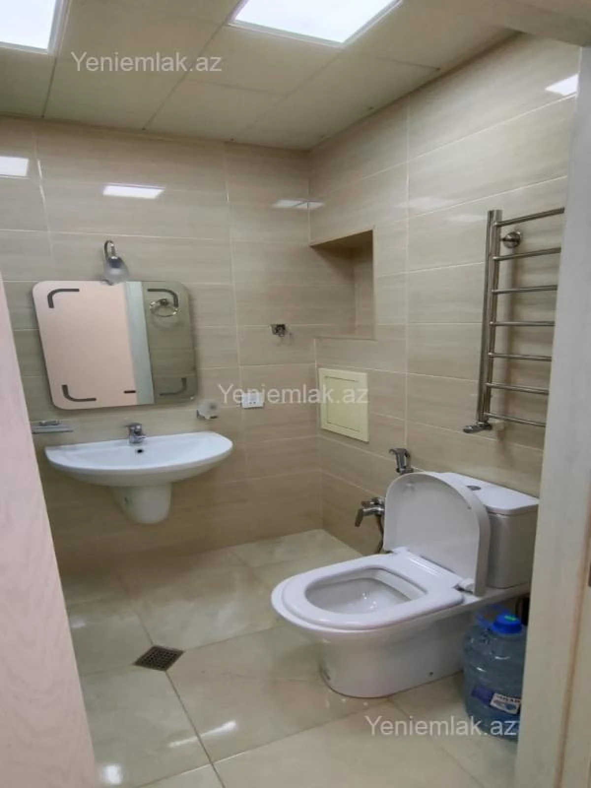 Satılır 1 otaqlı yeni tikili 40 m²