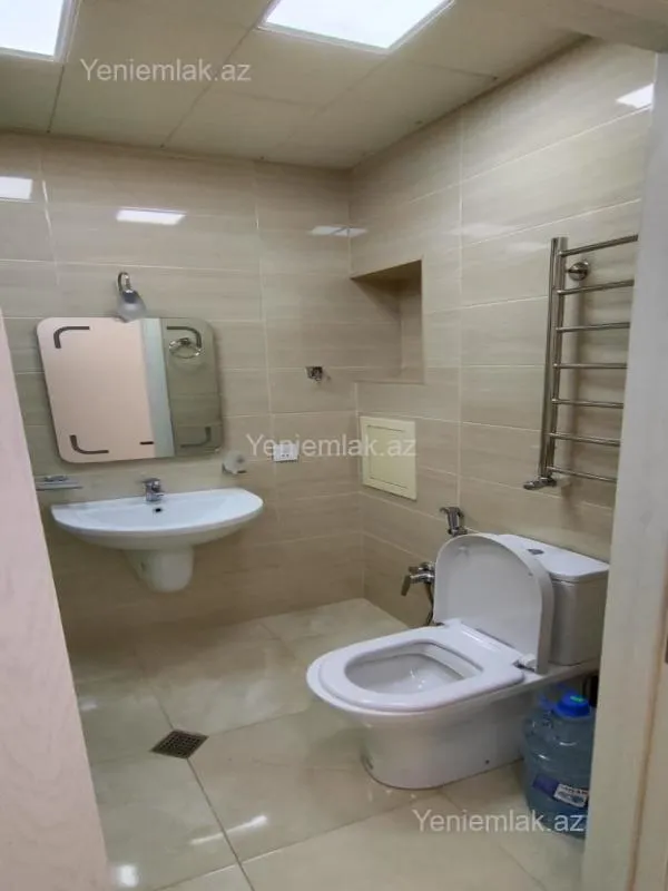 Satılır 1 otaqlı yeni tikili 40 m²