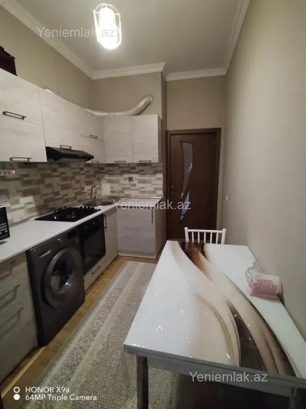 Satılır 2 otaqlı yeni tikili 65 m²