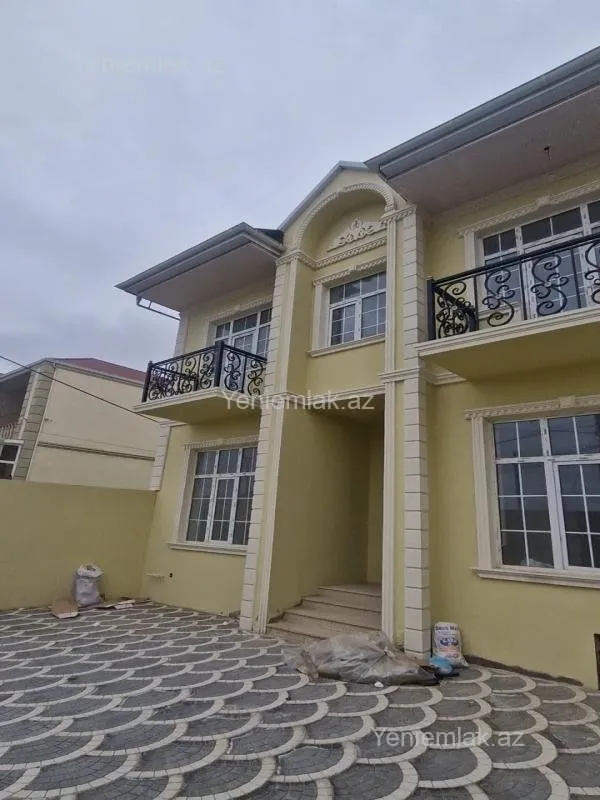 Satılır 6 otaqlı həyət evi 130 m²