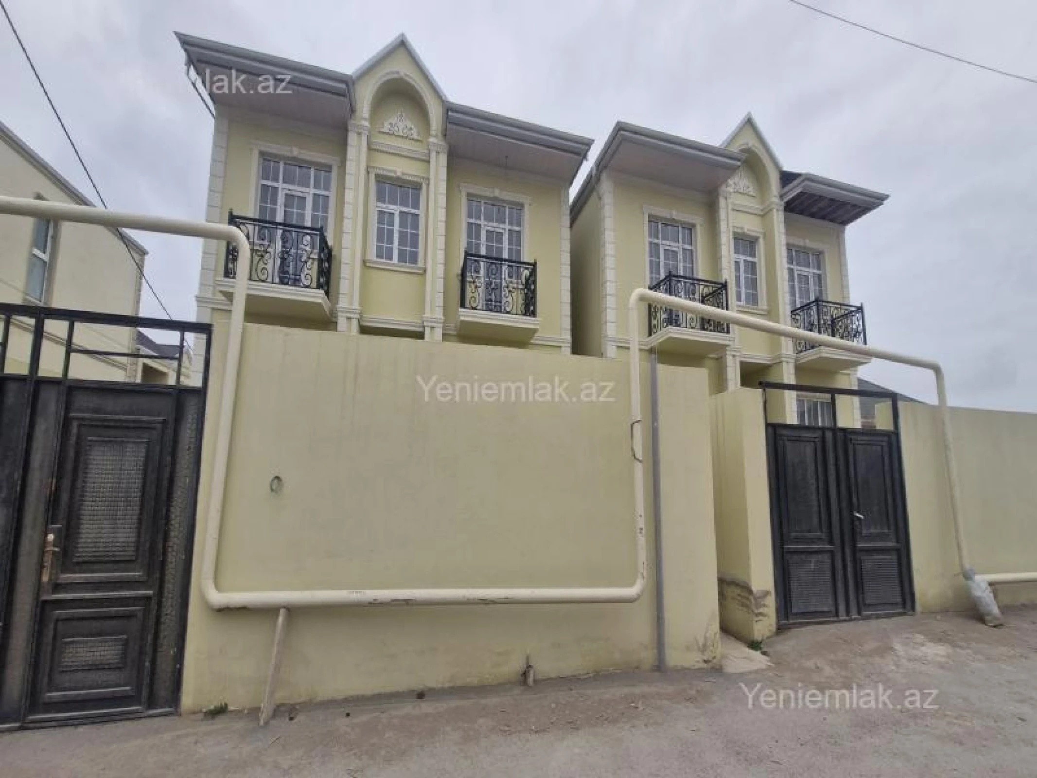 Satılır 6 otaqlı həyət evi 130 m²