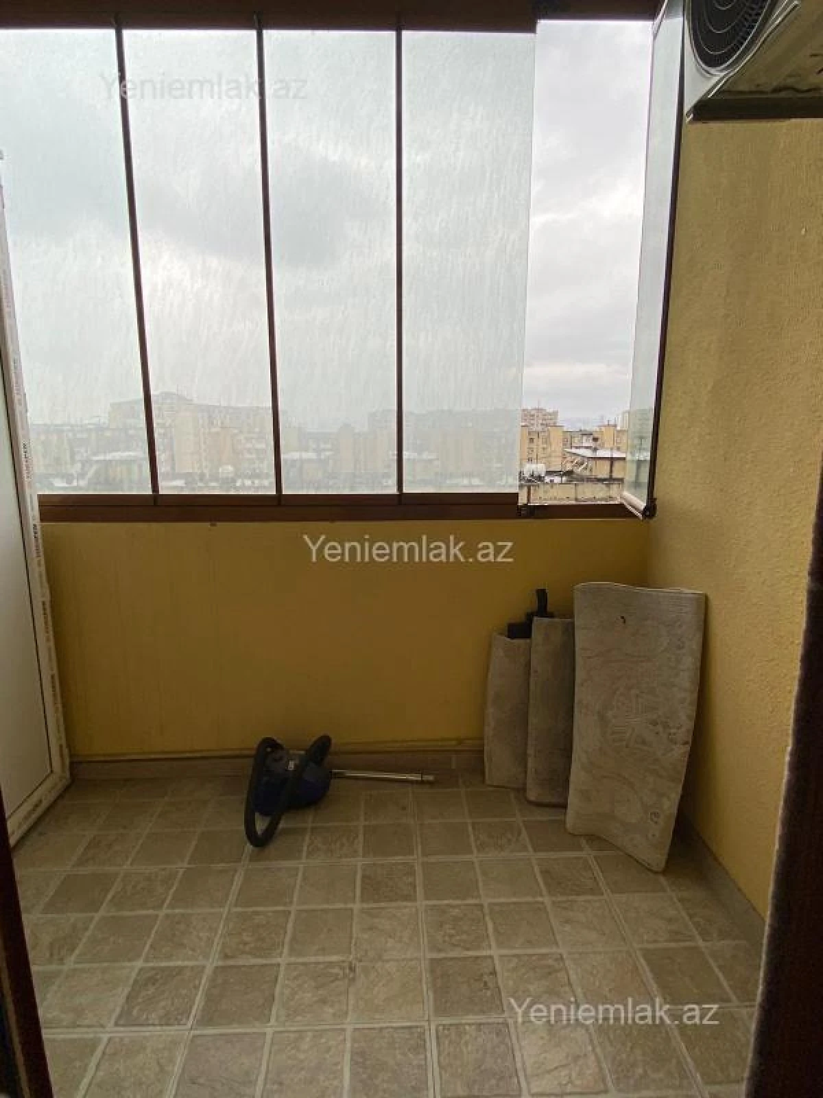 Satılır 3 otaqlı yeni tikili 63.5 m²