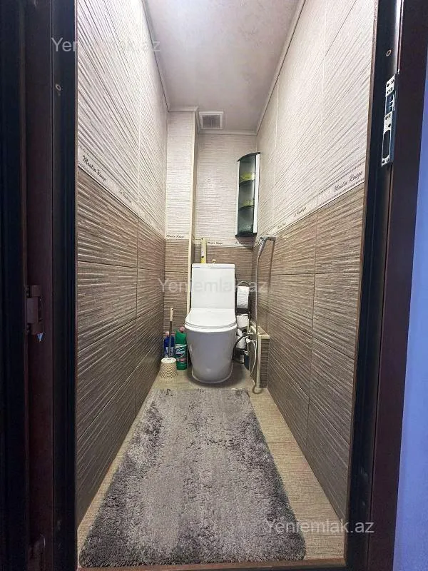 Satılır 2 otaqlı köhnə tikili 55 m²