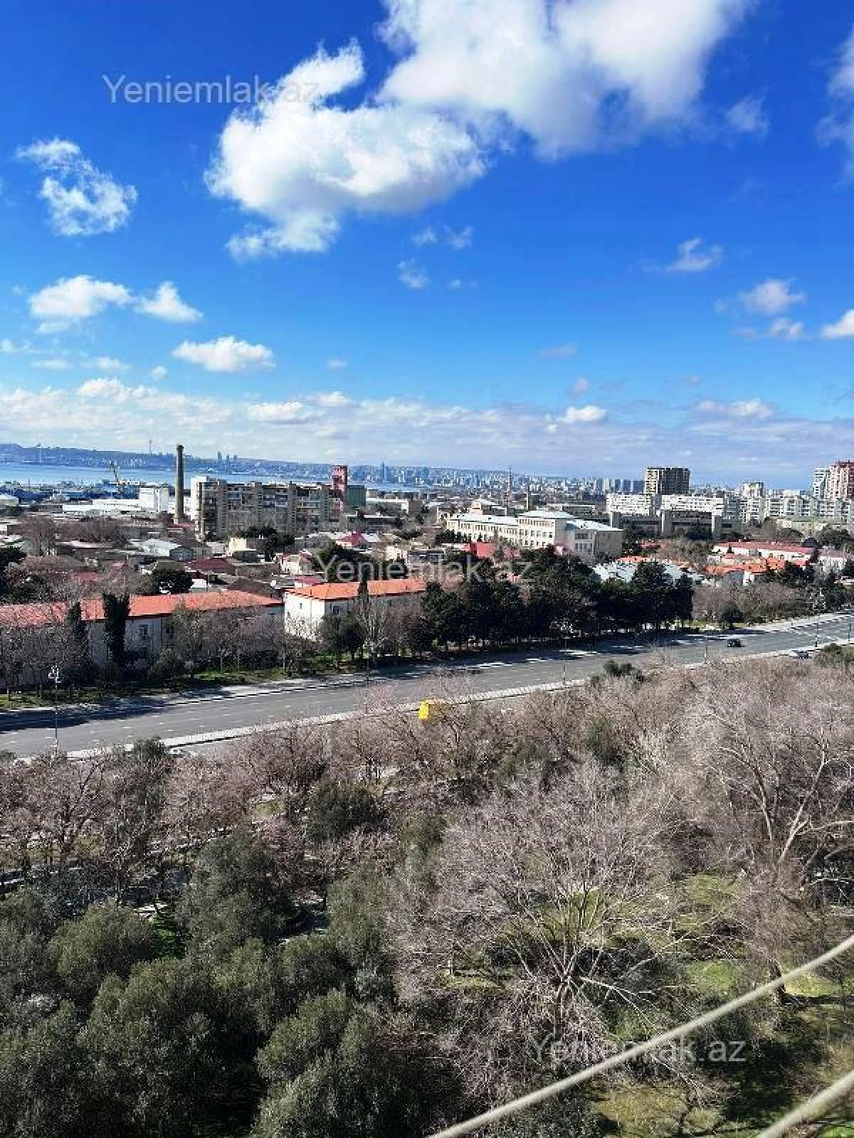 Satılır 2 otaqlı köhnə tikili 55 m²