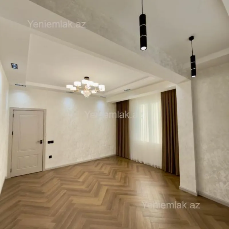 Satılır 2 otaqlı yeni tikili 80 m²