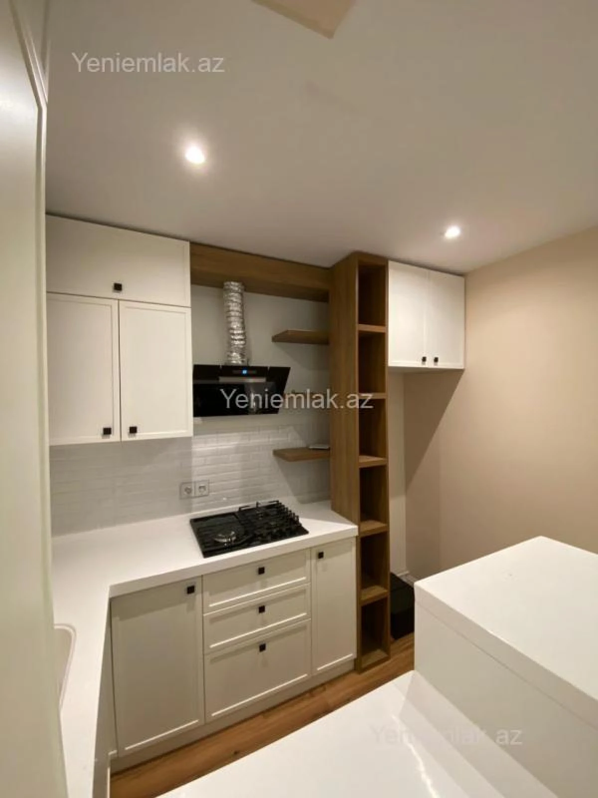 Satılır 2 otaqlı yeni tikili 65 m²