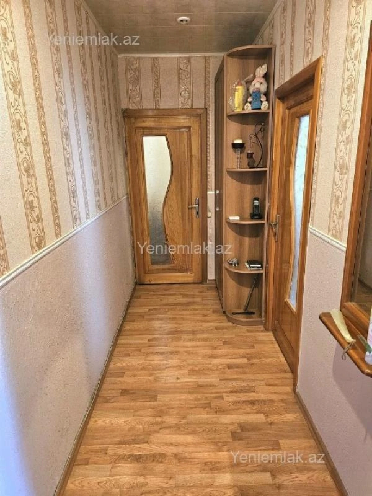 Satılır 2 otaqlı köhnə tikili 55 m²