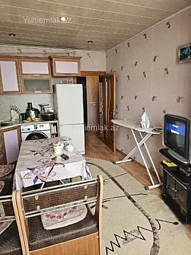 Satılır 2 otaqlı köhnə tikili 55 m²