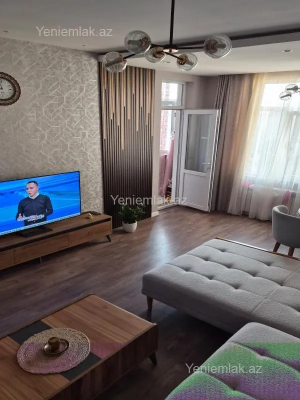 Satılır 2 otaqlı yeni tikili 70 m²