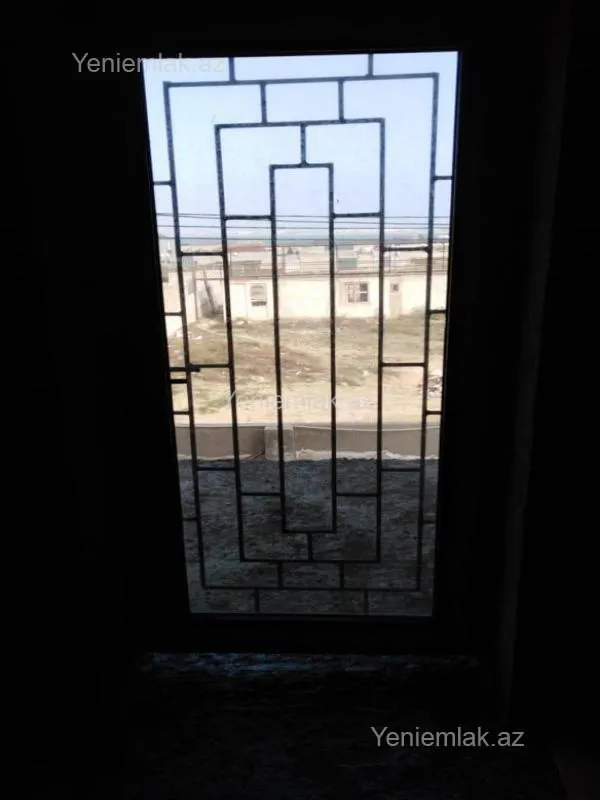 Satılır 4 otaqlı həyət evi 232.7 m²