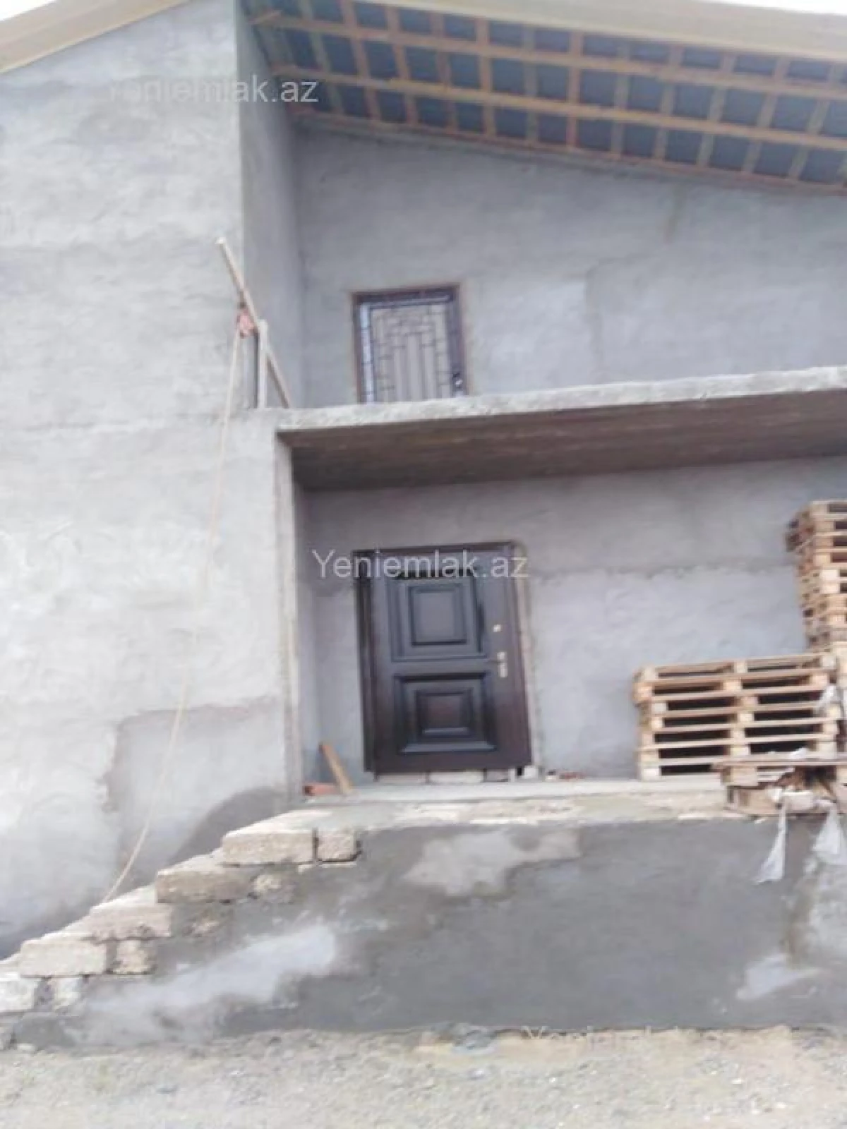 Satılır 4 otaqlı həyət evi 232.7 m²
