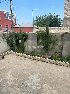 Satılır 4 otaqlı həyət evi 232.7 m²