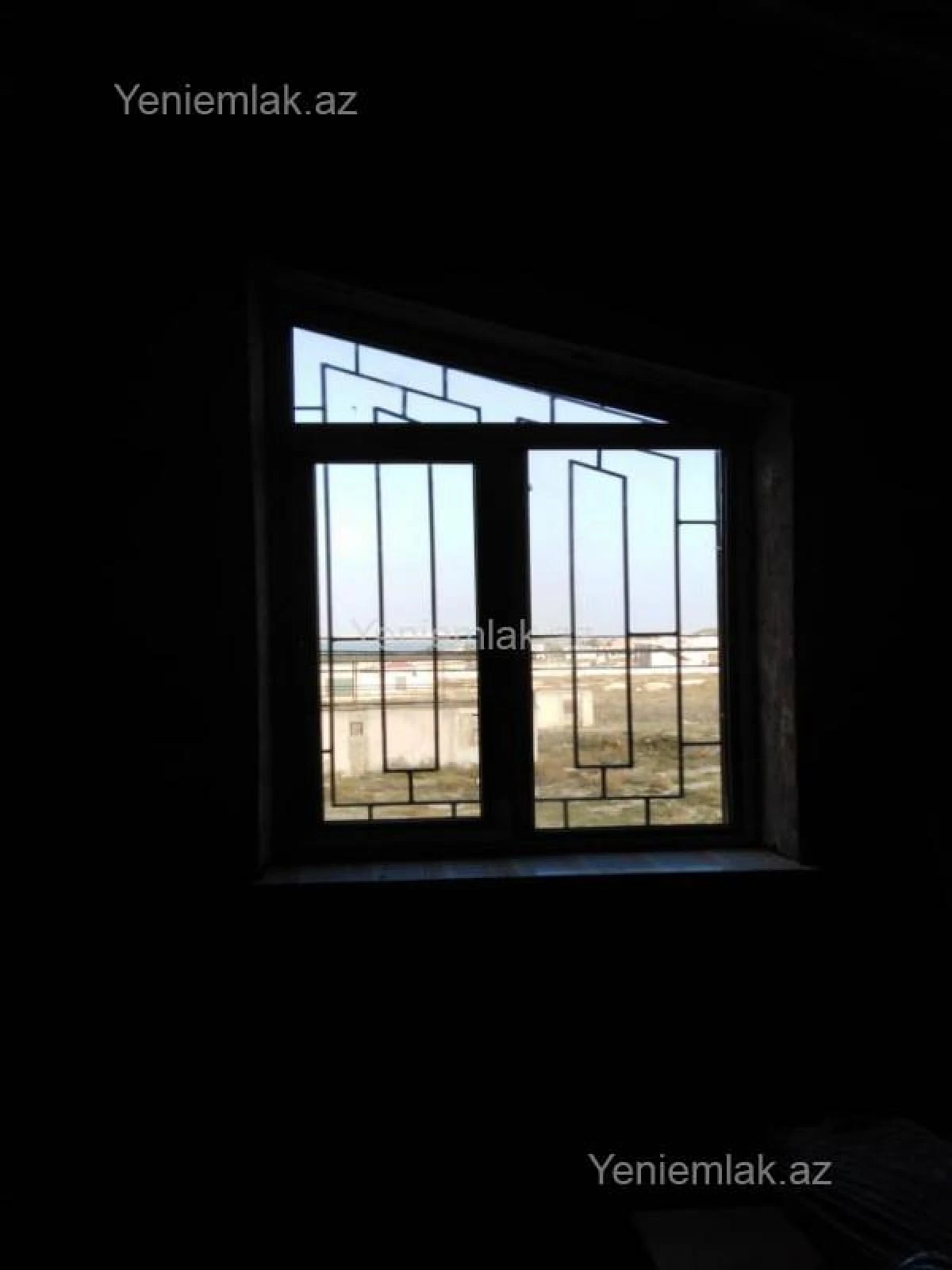 Satılır 4 otaqlı həyət evi 232.7 m²