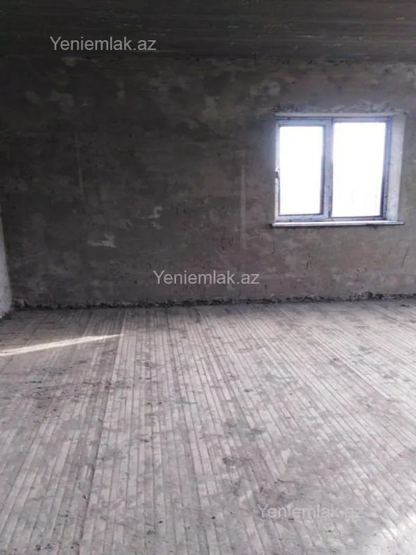 Satılır 4 otaqlı həyət evi 232.7 m²