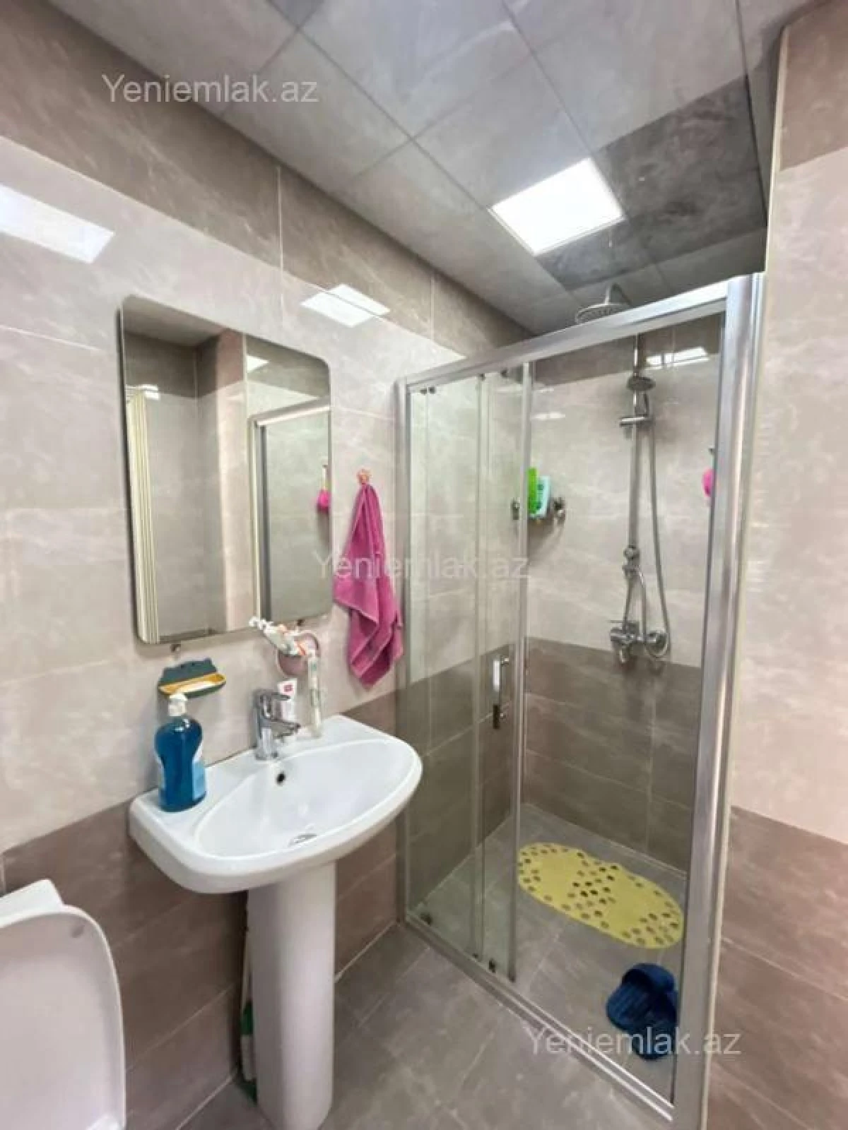 Satılır 2 otaqlı yeni tikili 50 m²