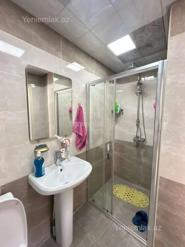 Satılır 2 otaqlı yeni tikili 50 m²