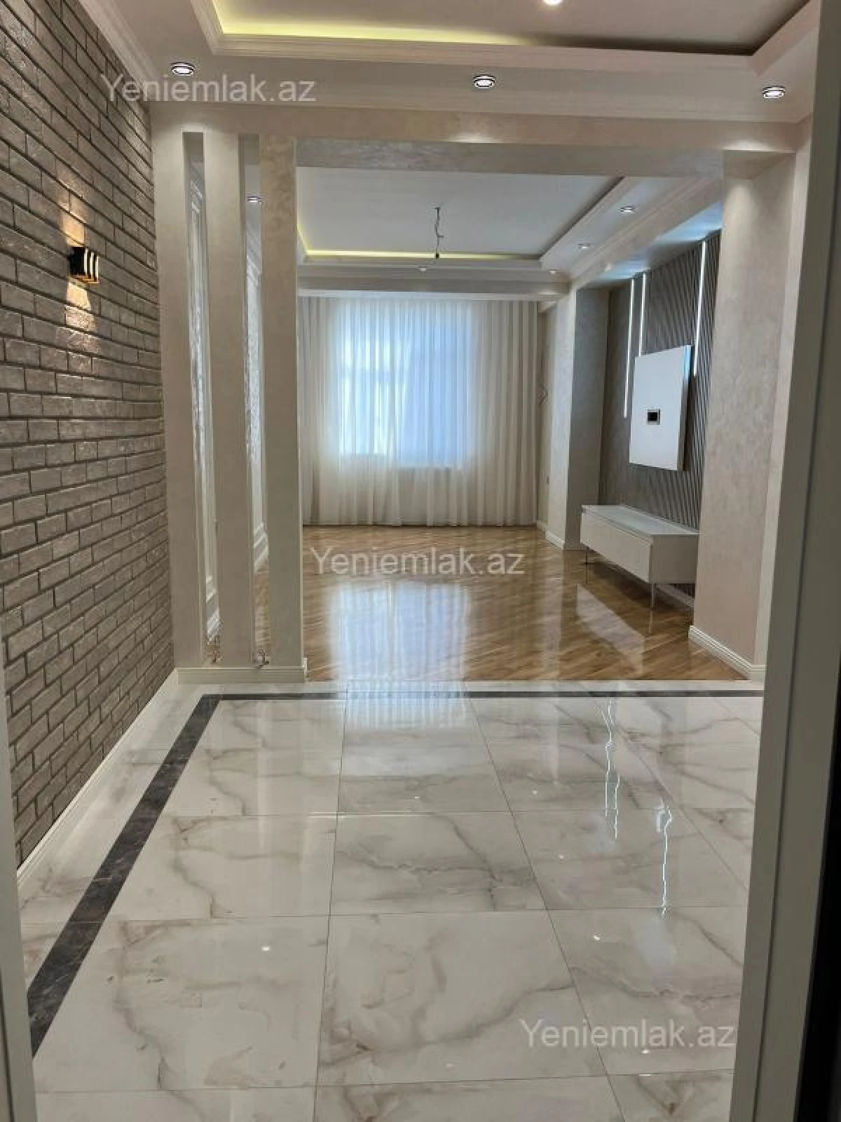 Satılır 3 otaqlı yeni tikili 104 m²