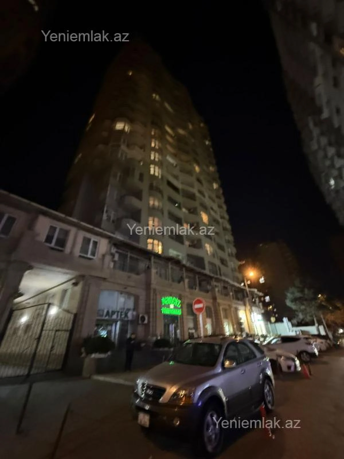 Satılır 3 otaqlı yeni tikili 125 m²