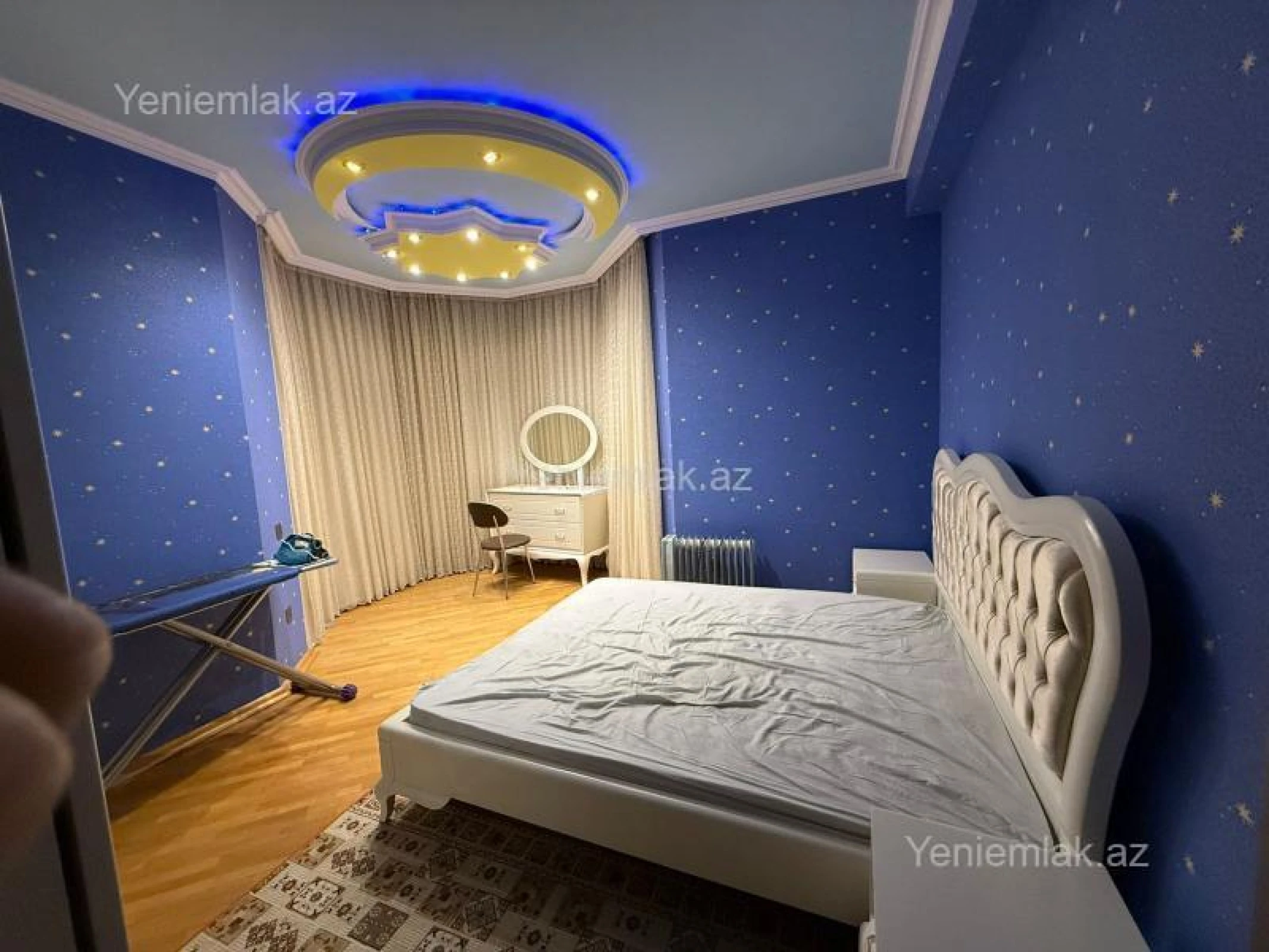 Satılır 3 otaqlı yeni tikili 125 m²