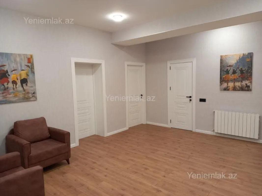 Satılır 3 otaqlı yeni tikili 150 m²