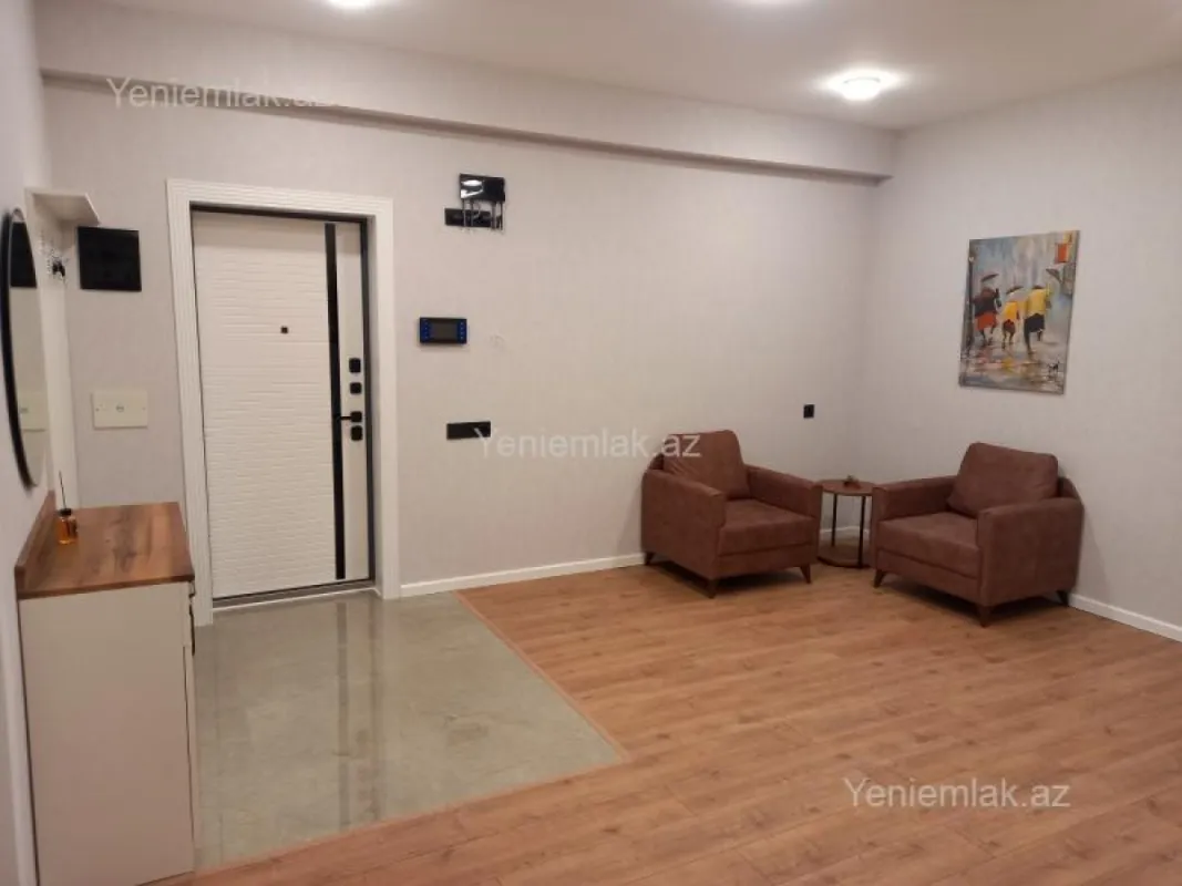 Satılır 3 otaqlı yeni tikili 150 m²