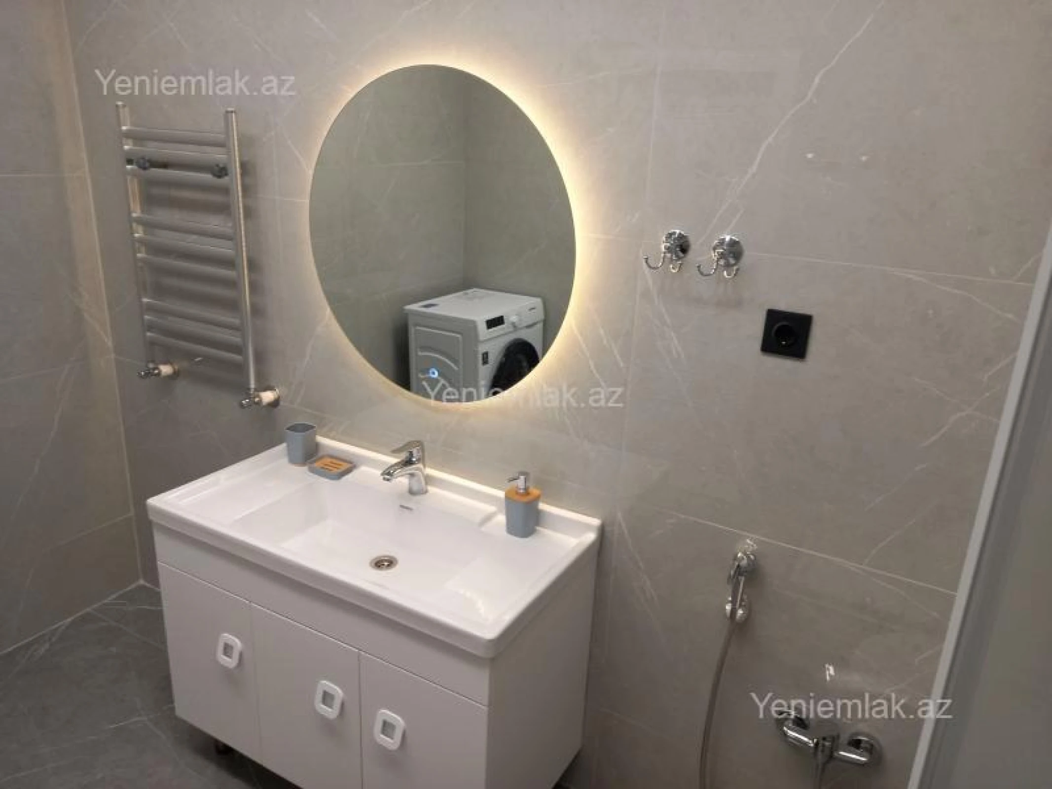 Satılır 3 otaqlı yeni tikili 150 m²