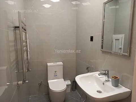 Satılır 3 otaqlı yeni tikili 150 m²