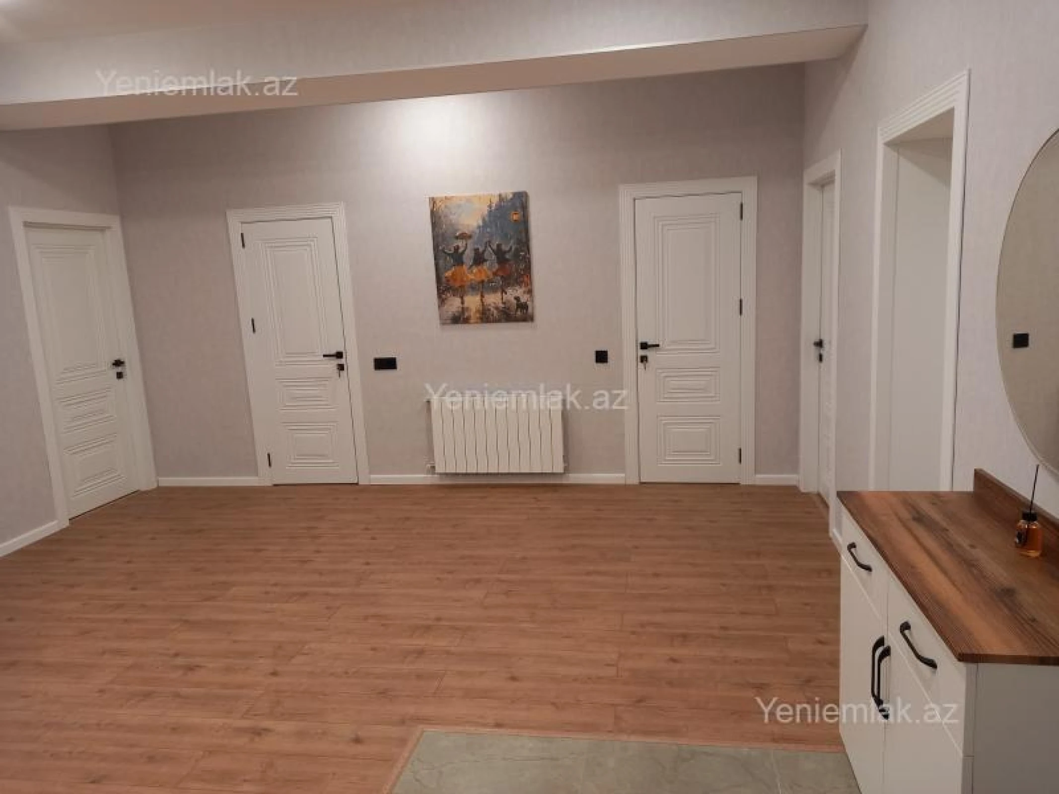 Satılır 3 otaqlı yeni tikili 150 m²