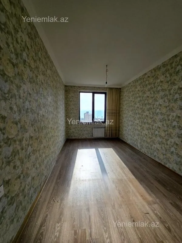 Satılır 2 otaqlı yeni tikili 70 m²