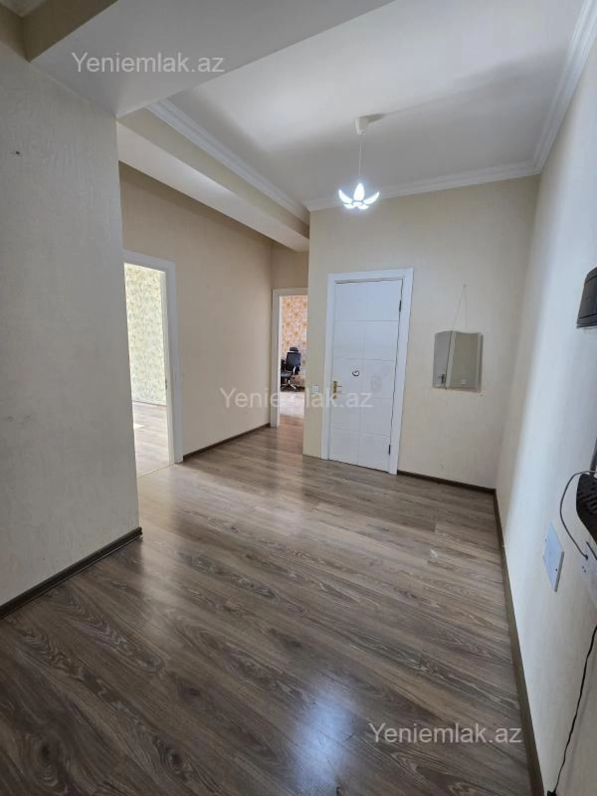 Satılır 2 otaqlı yeni tikili 70 m²