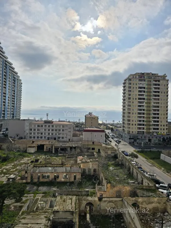 Satılır 2 otaqlı yeni tikili 70 m²