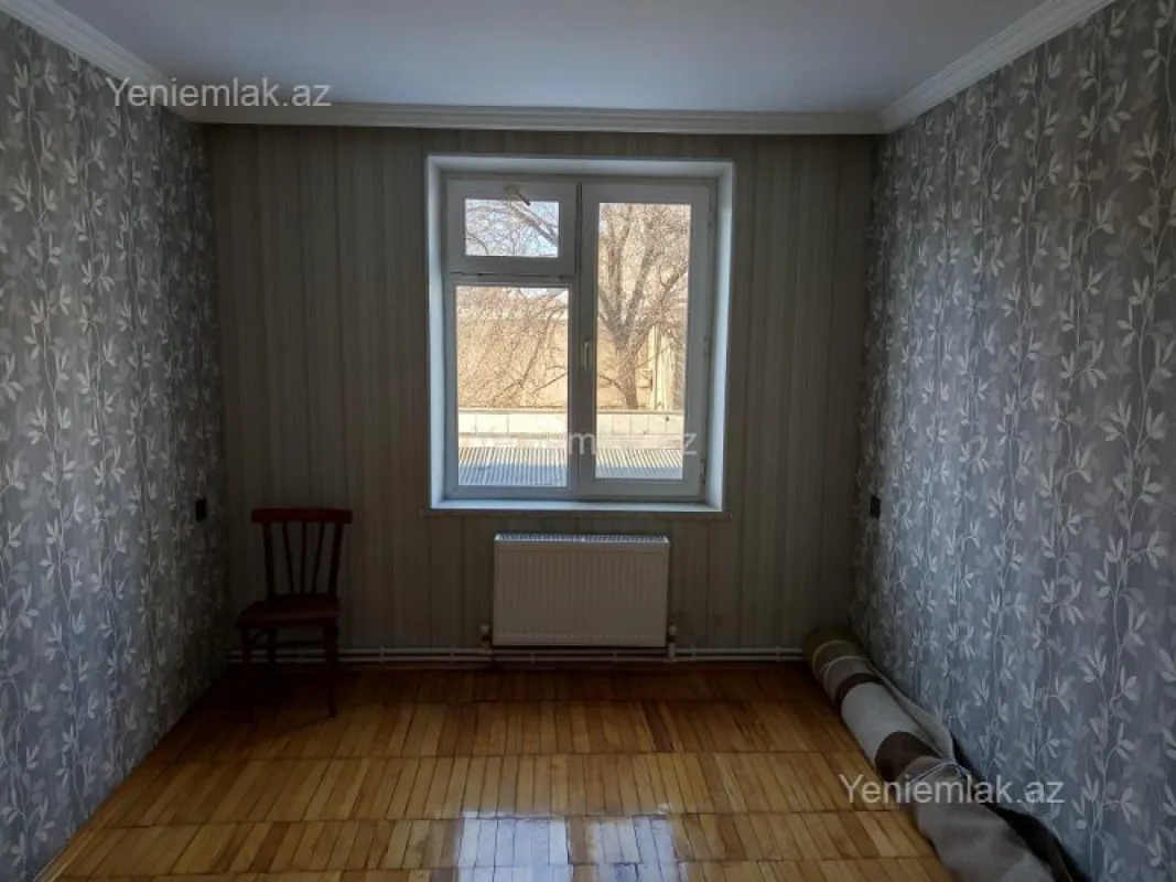 Satılır 2 otaqlı köhnə tikili 58 m²