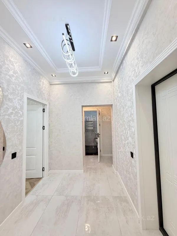 Satılır 2 otaqlı yeni tikili 66 m²